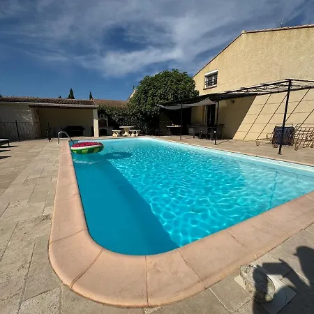 Vakantiehuis Between Gard&provence Aramon